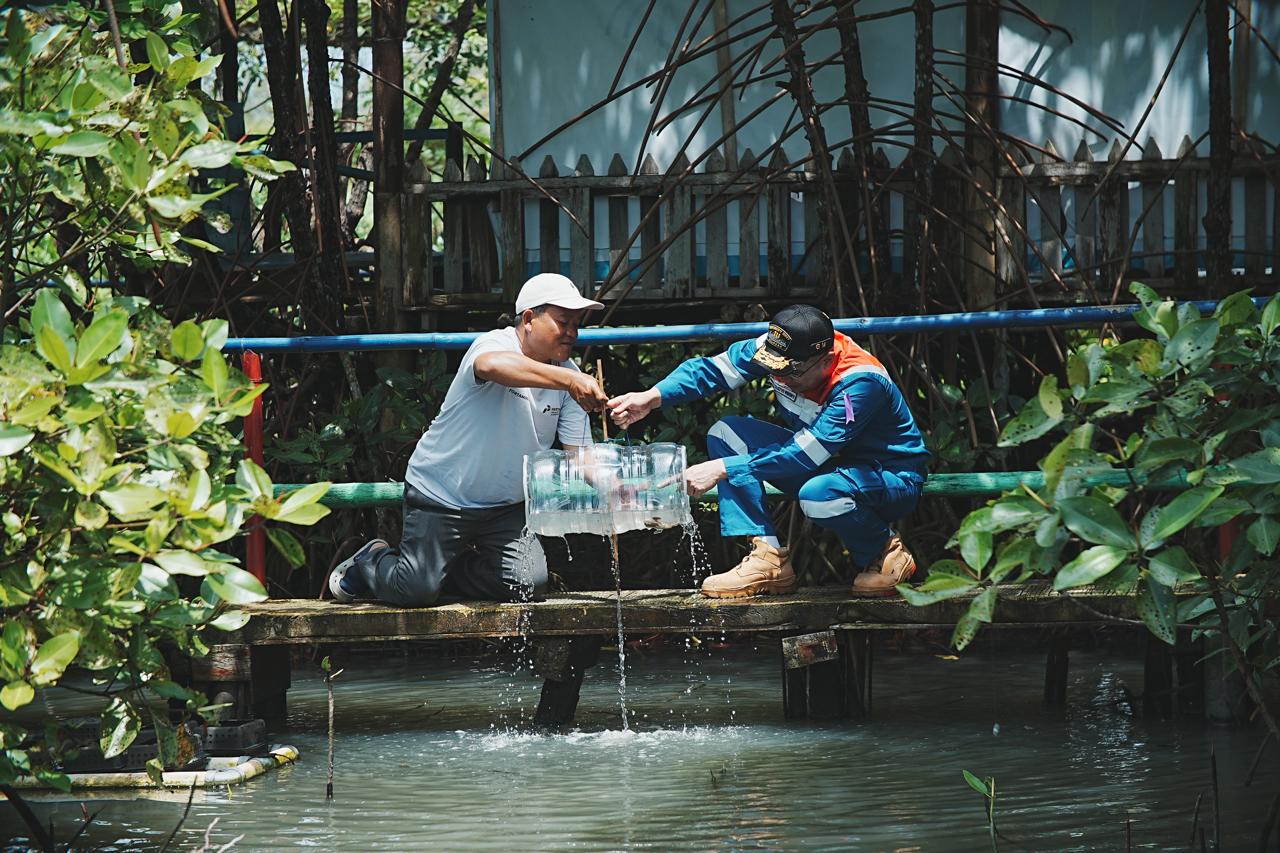 Pertamina Patra Niaga Ciptakan Ekonomi Sirkular di Kelurahan Kutawaru Melalui Program MAMAKU SIGAP