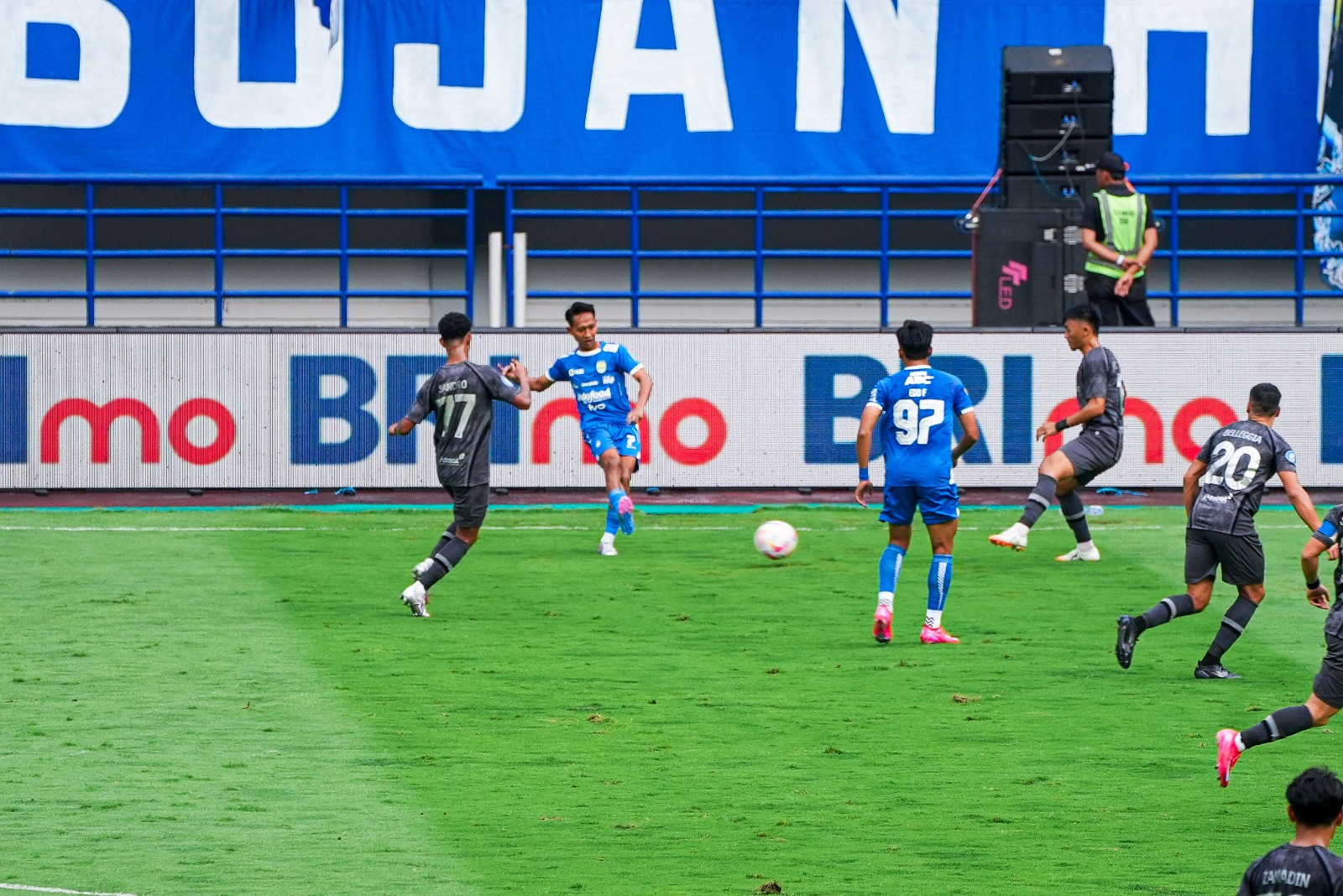 Penutupan BRI Liga 1 2024/2025: Persib Bandung Juara, Ekonomi Lokal Tumbuh Pesat