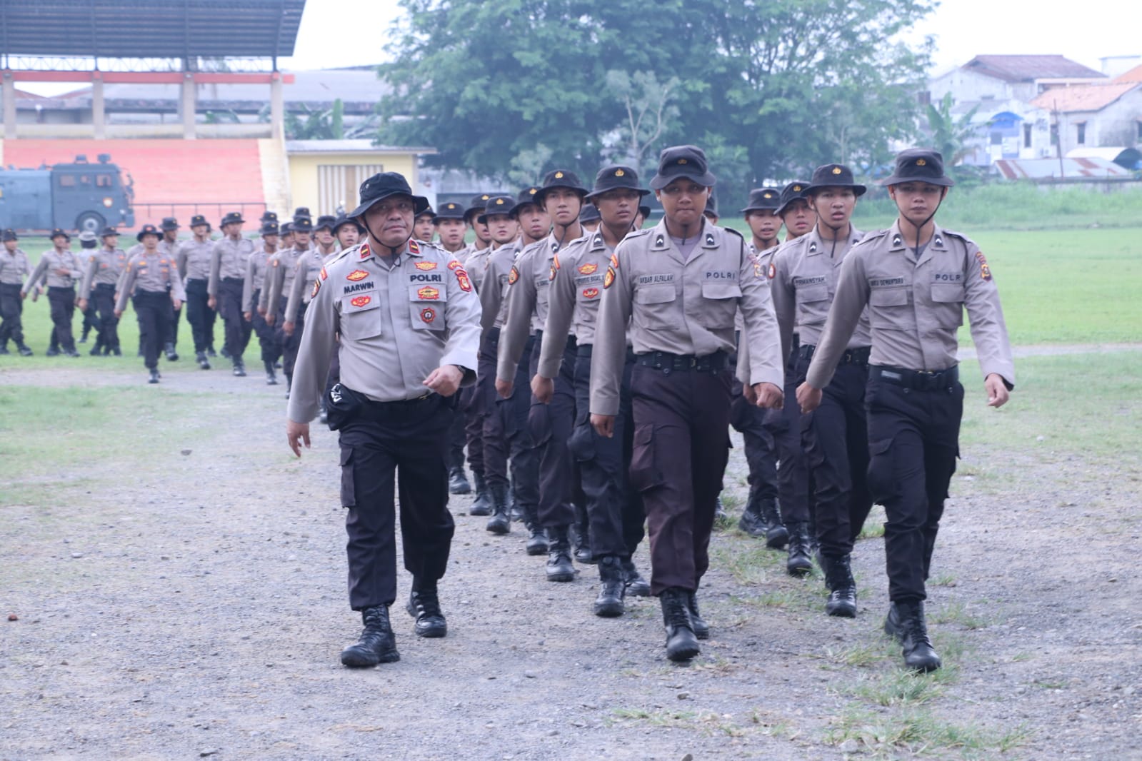 Bentuk Mental dan Fisik, 81 Bintara Remaja Baru Polda Sumsel Jalan Kaki Jauh Keliling Kota Palembang