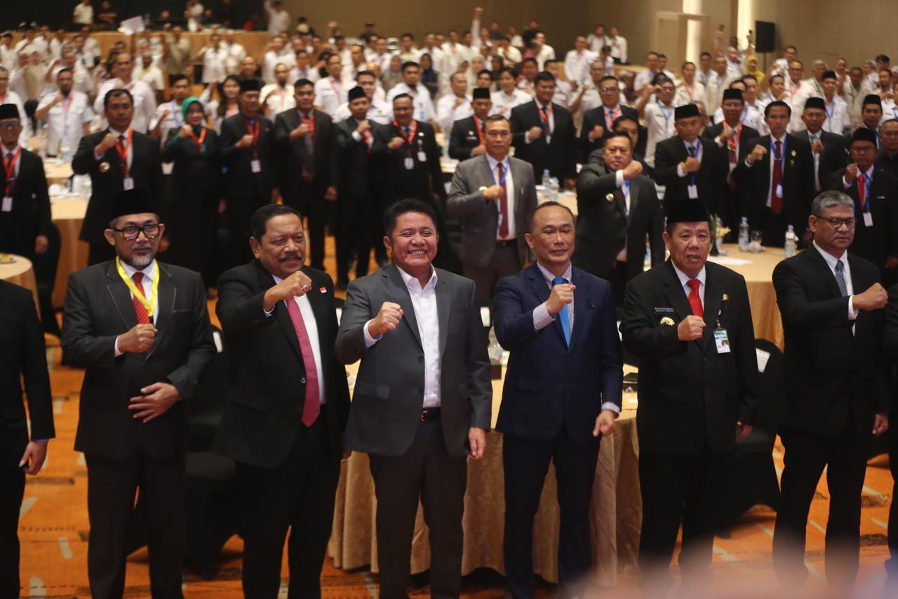 Penghargaan BKN untuk Herman Deru Teguhkan Sinergi Pembangunan Meritokrasi Regional