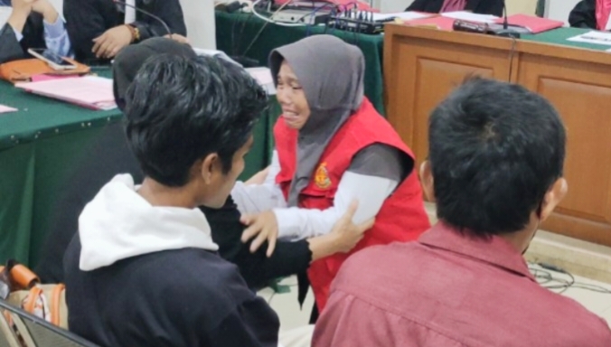 Emak-Emak Spesialis Copet Pasar Sunan Bersimpuh Minta Maaf, Ternyata Residivis Kasus Serupa