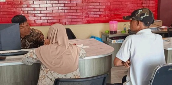 Pamit dari Rumah Bawa Anak Mengaku Bekerja, Pria dan Wanita di Palembang Umbar Kemesraan dengan Selingkuhan