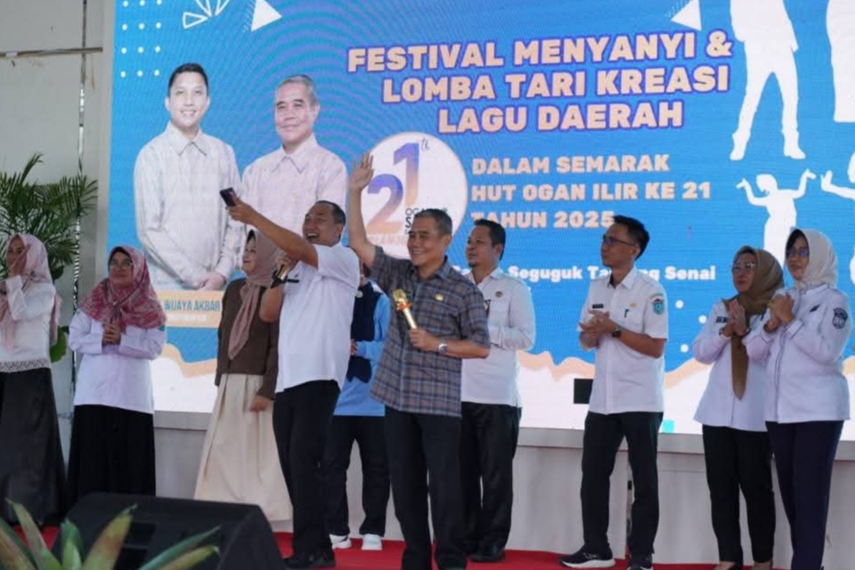 Kolaborasi DPMPTSP Ogan Ilir dan Sejumlah OPD, Sukses Gelar Festival Menyanyi & Lomba Tari Kreasi Lagu Daerah 