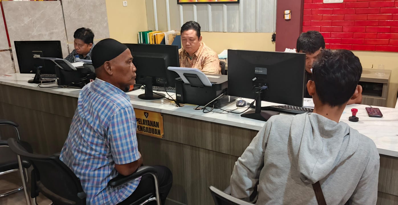 Nahas! Pegawai Minimarket Palembang Pulang Shift Malam, Disamperin Parang dan Kehilangan Motor