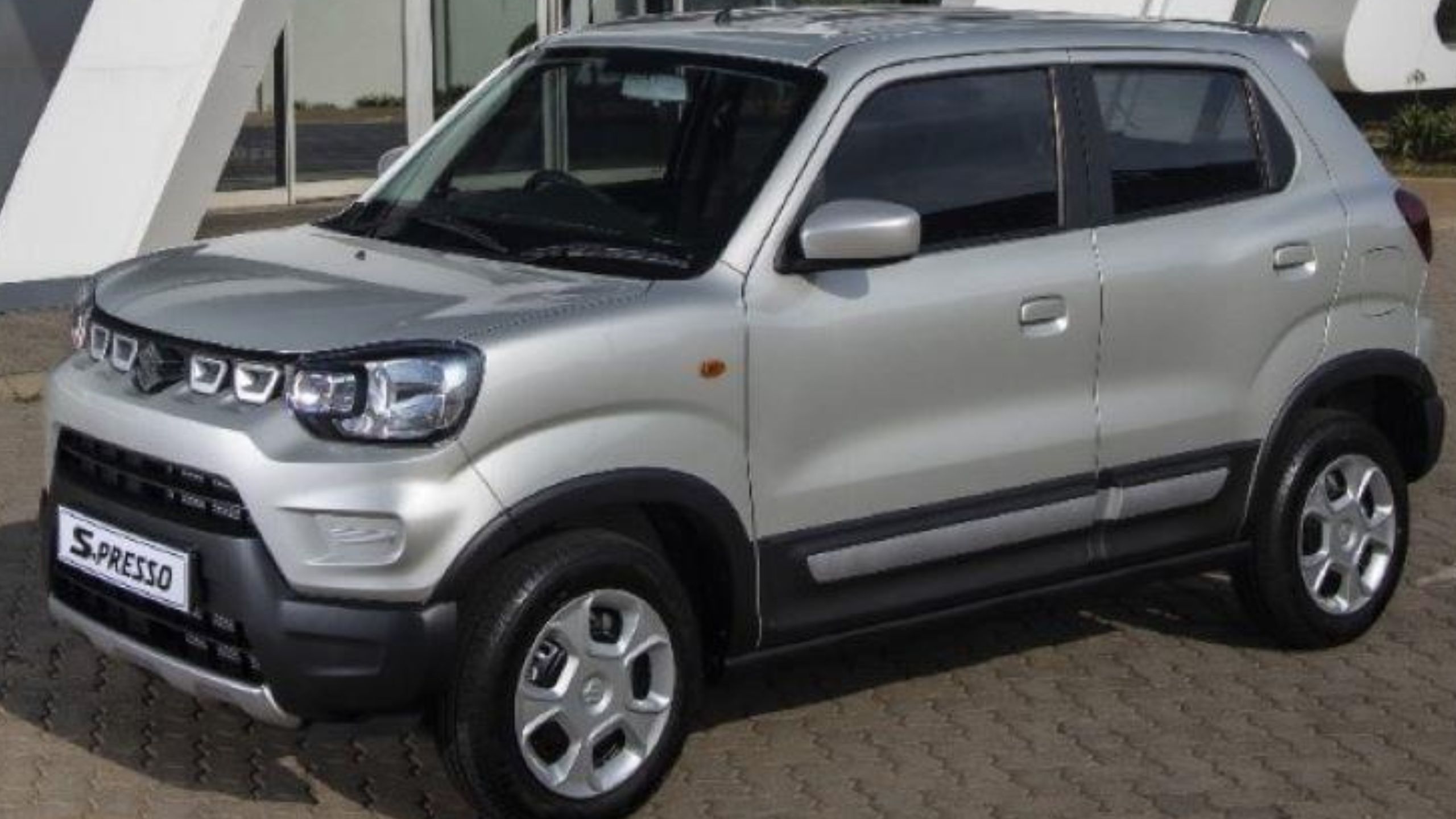 Suzuki S Presso: City Car Kompak Bergaya SUV Mini, Desain Unik dan Ground Clearance Tinggi