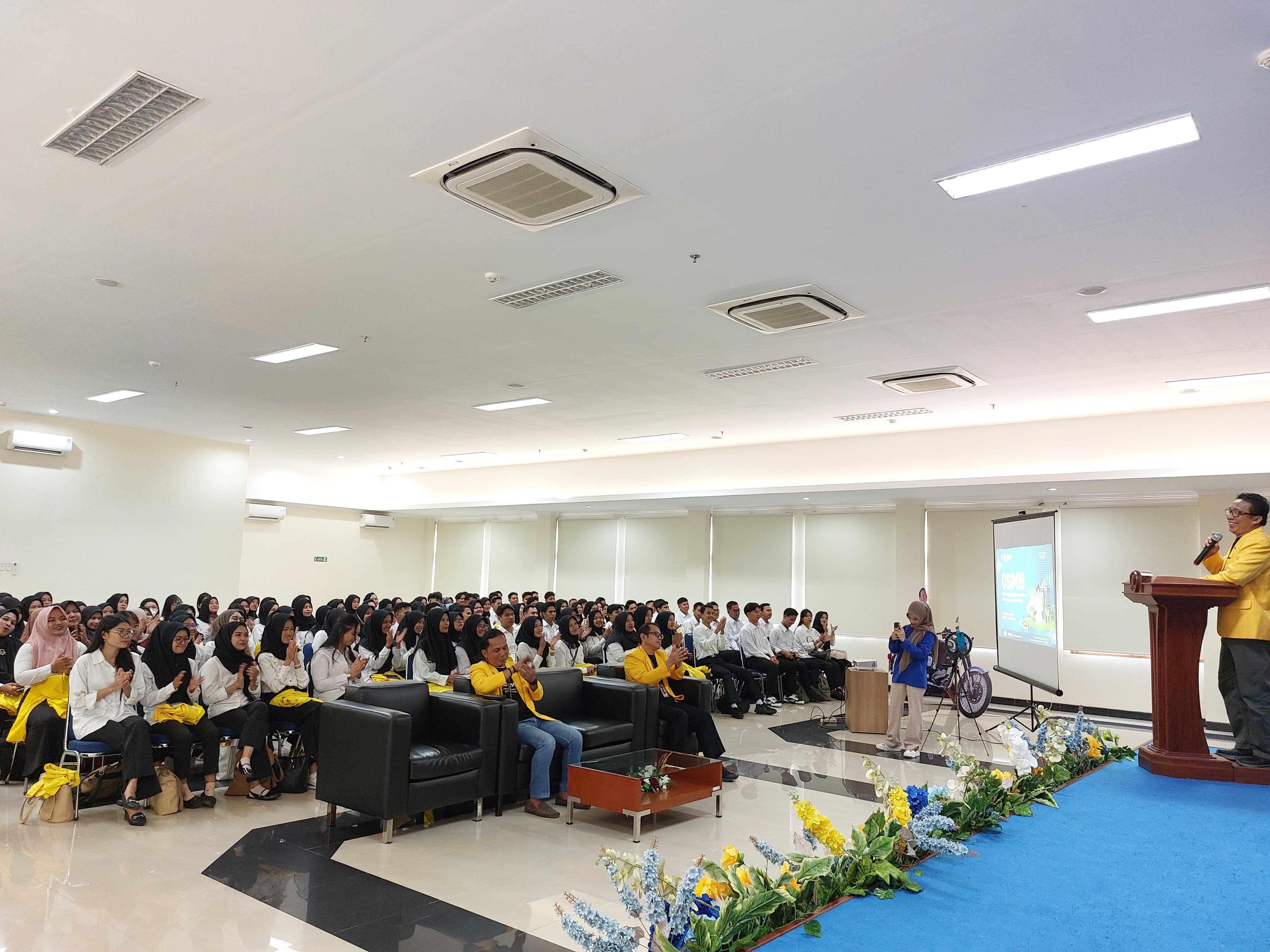 Direktur UT Palembang Tekankan Mahasiswa Perlu Motivasi Tinggi, Atur Waktu Jalani Perkuliahan Jarak Jauh 