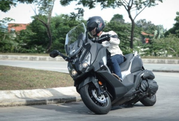 SYM 300 Diklaim Super Irit BBM, Skutik Bongsor dengan Performa Nyaman untuk Harian dan Touring