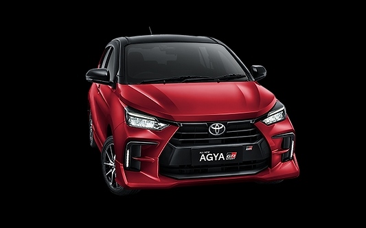 Sama-Sama City Car, Toyota Agya GR Sport dan Honda Brio RS Mana Lebih Unggul?