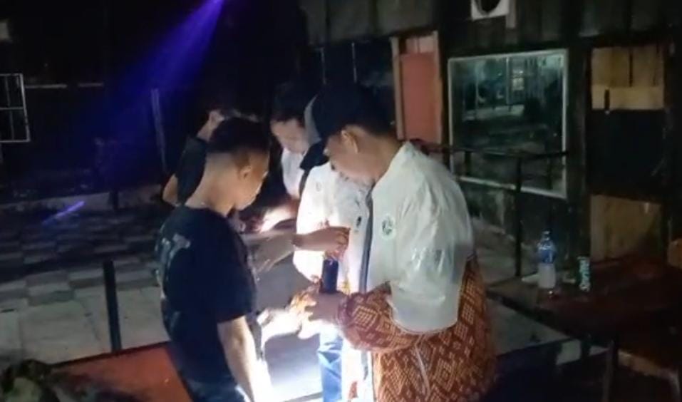 Datangi Kafe di Kampung Baru dan Jalan Soekarno Hatta, Tim Gabungan Amankan 20 Pengunjung Positif Narkoba