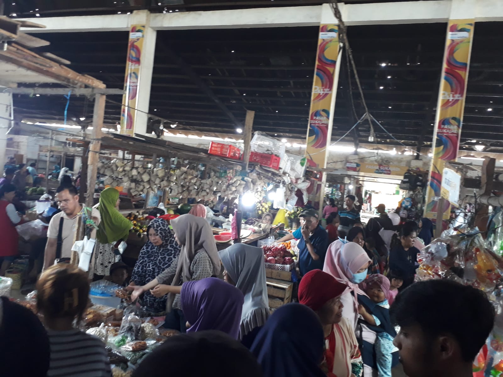 Emak-emak di Palembang Menjerit Harga Bahan Pokok di Pasar Tradisional Naik Jelang Masuk Ramadan 2024