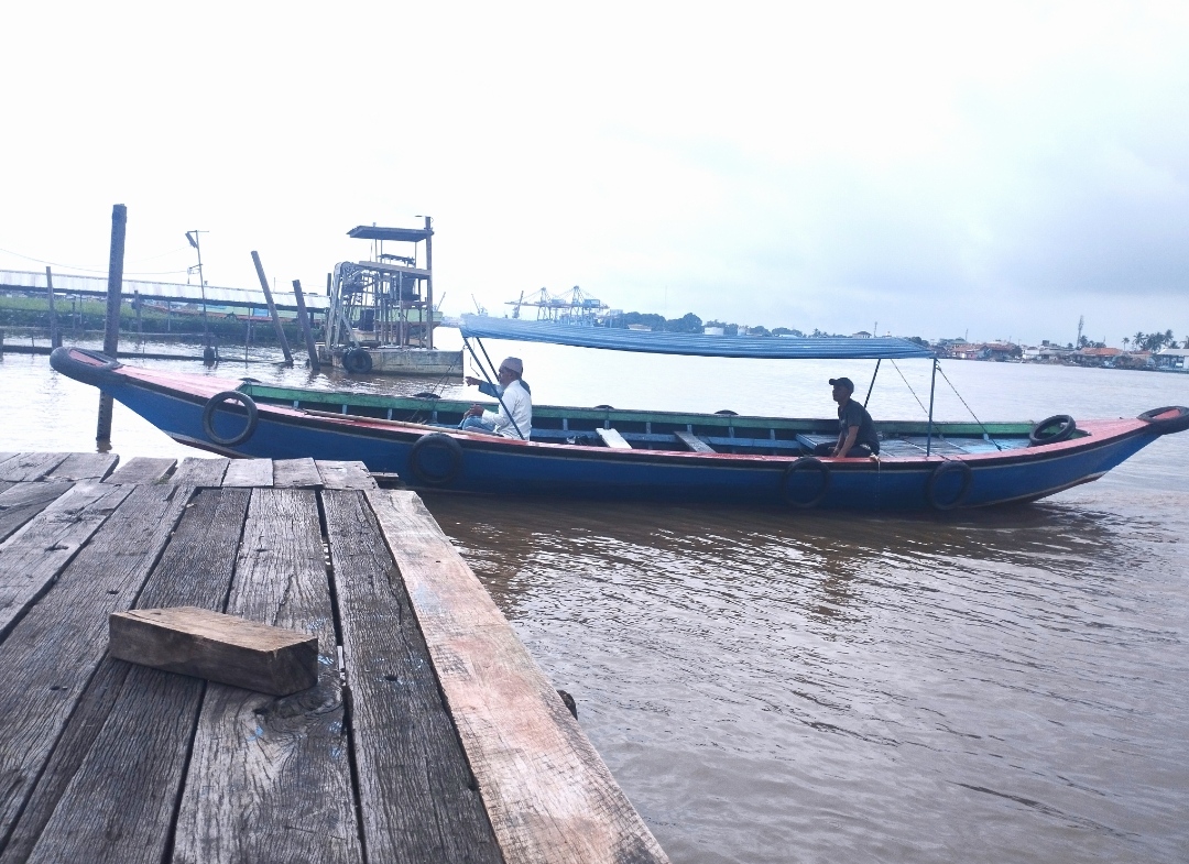Perahu Ketek Alternatif Transportasi di Hari ke-2 Acara Haul dan Ziarah Kubro Palembang 2024 
