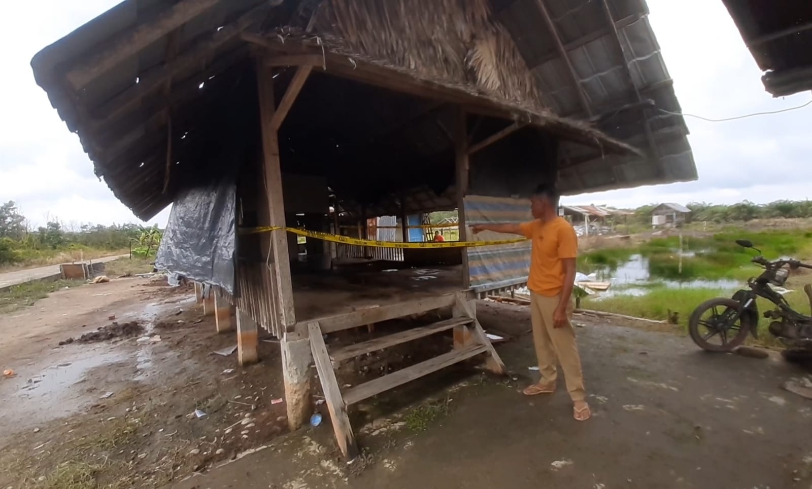 Pasal Sela Pembicaraan, Penjaga Kebun Sawit di Ogan Ilir Meregang Nyawa Dibacok Teman Sendiri Pakai Parang