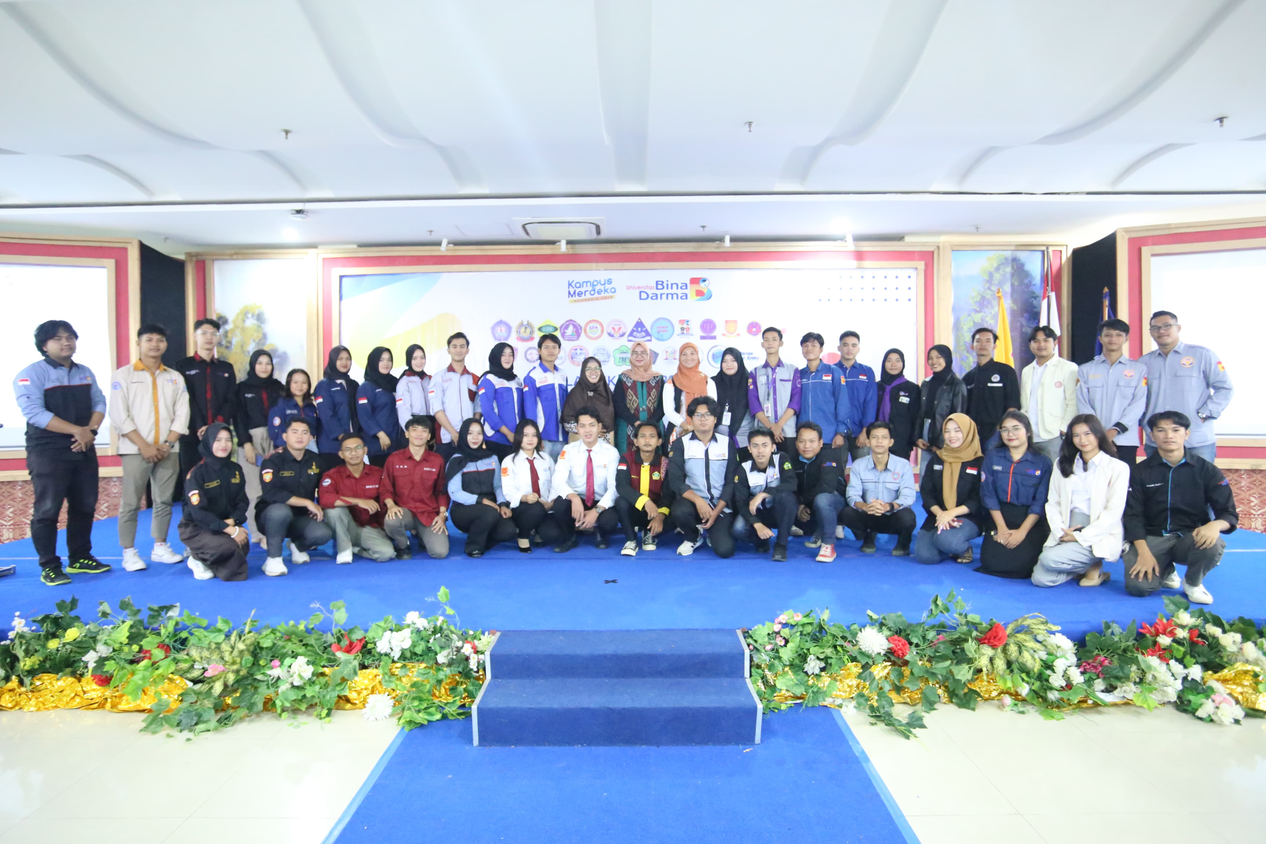 Organisasi Mahasiswa Periode 2024-2025 Universitas Bina Darma Palembang Resmi Dilantik