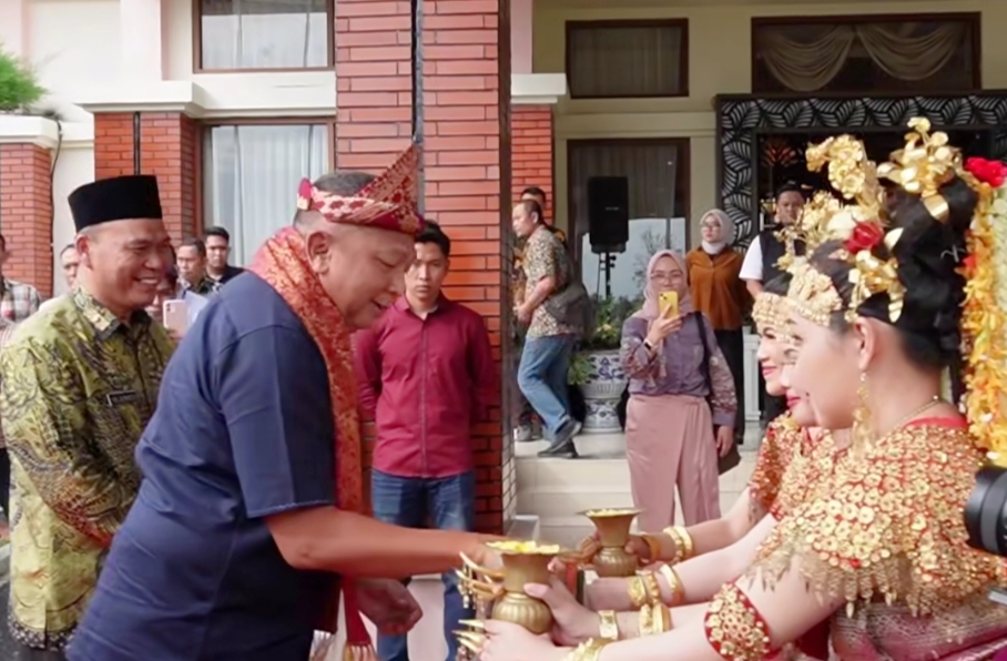 Sambutan Hangat Bumi Sriwijaya untuk Kepala Kejati Sumsel Baru, Dr. I Ketut Sumedana SH MH