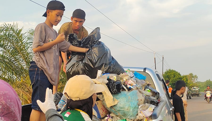 Peringati World Cleanup Day, Ramai-ramai Komunitas di Muba Gelar Bersih-bersih 