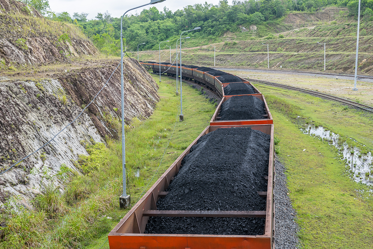 PT Bukit Asam Tingkatkan Kapasitas Angkutan Batu Bara untuk Energi Berkelanjutan