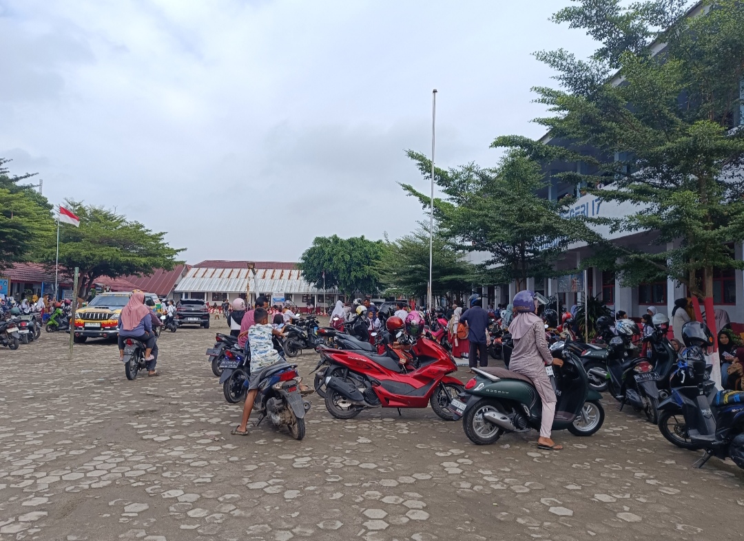 Hari Pertama Sekolah: ASN OKI Diimbau untuk Antar Anak ke Sekolah