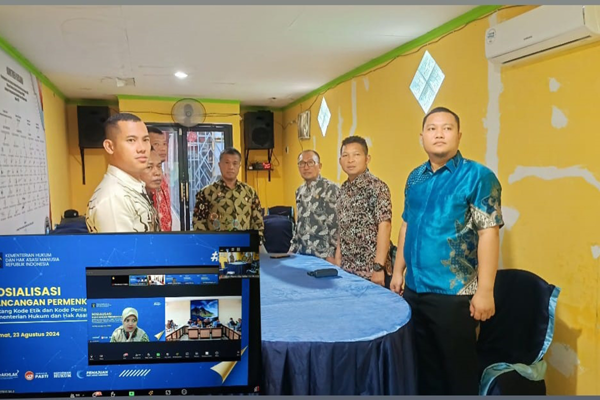 Pegawai Lapas Narkotika Kelas IIA Muara Beliti Ikuti Sosialisasi Kode Etik dan Kode Perilaku ASN Kemenkumham