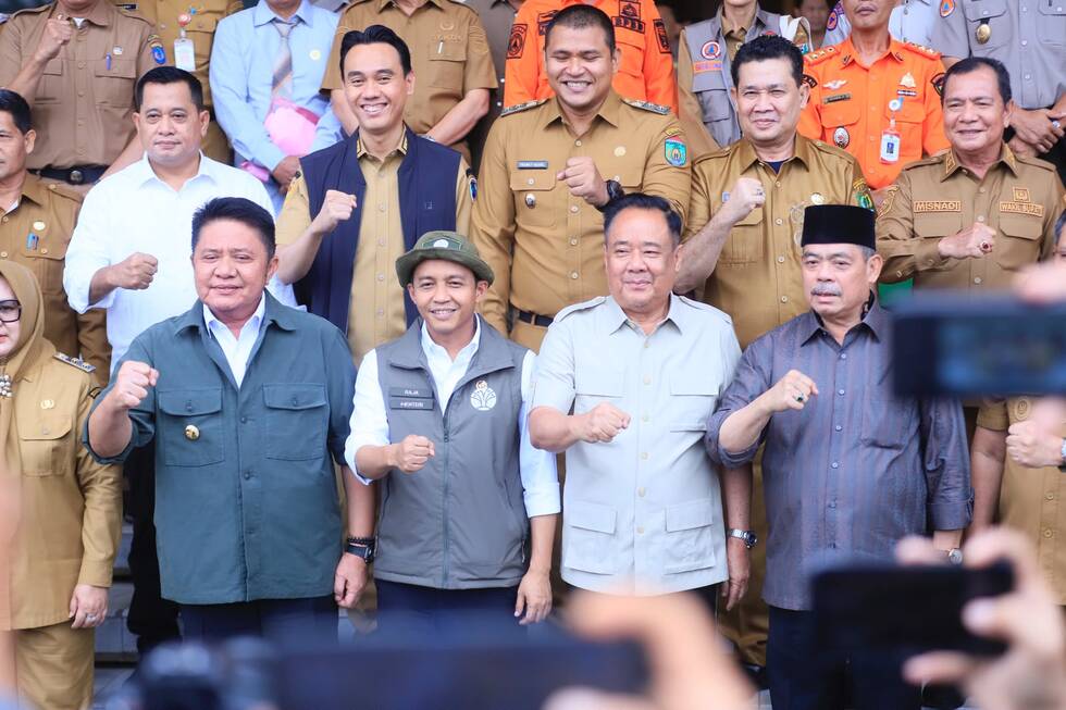 Perkuat Sinergi dengan Pemerintah Pusat, Gubernur Sumsel Tekankan Pencegahan Karhutla