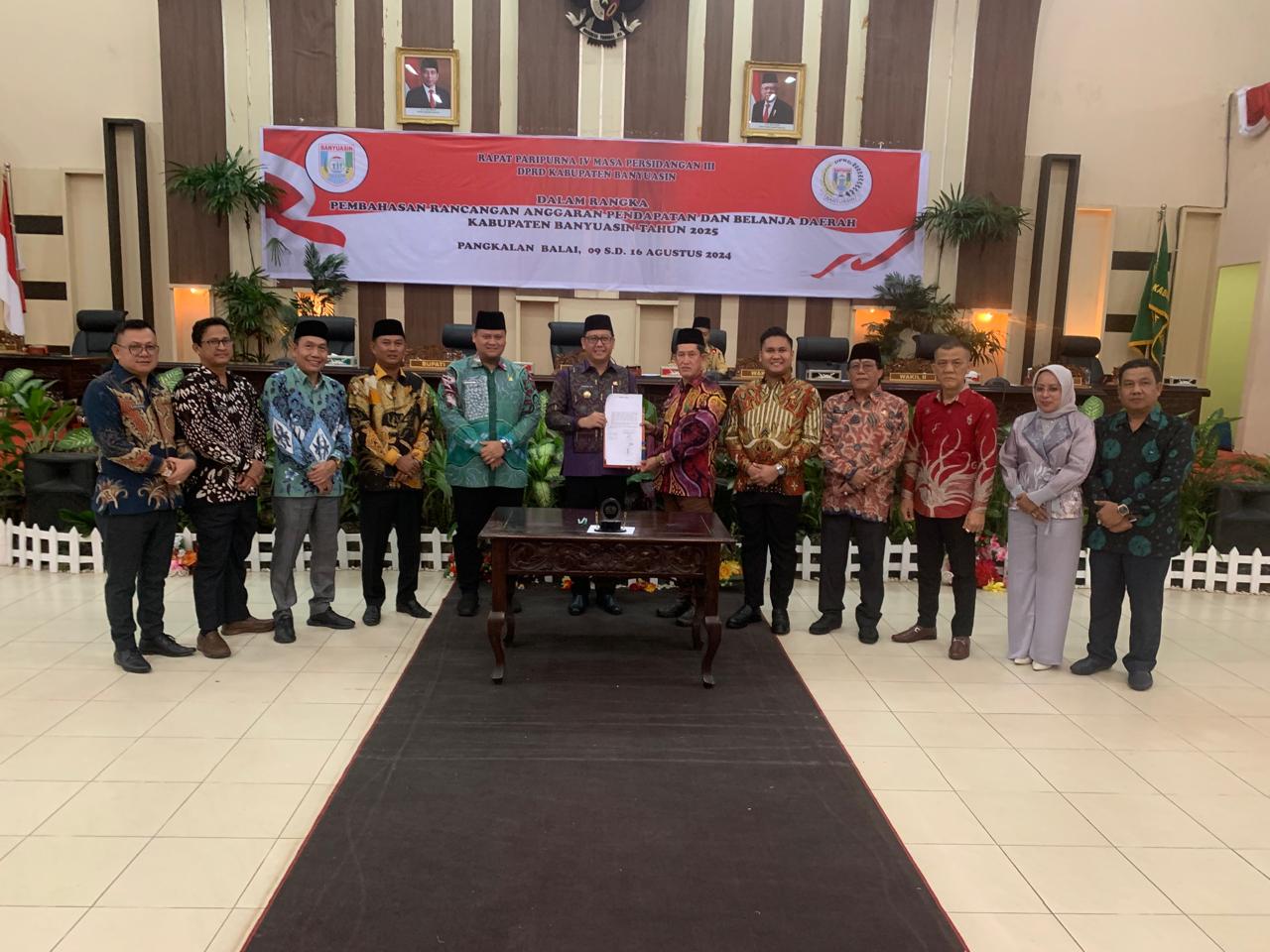 Rancangan APBD Kabupaten Banyuasin 2025 Resmi Disahkan dalam Paripurna IV