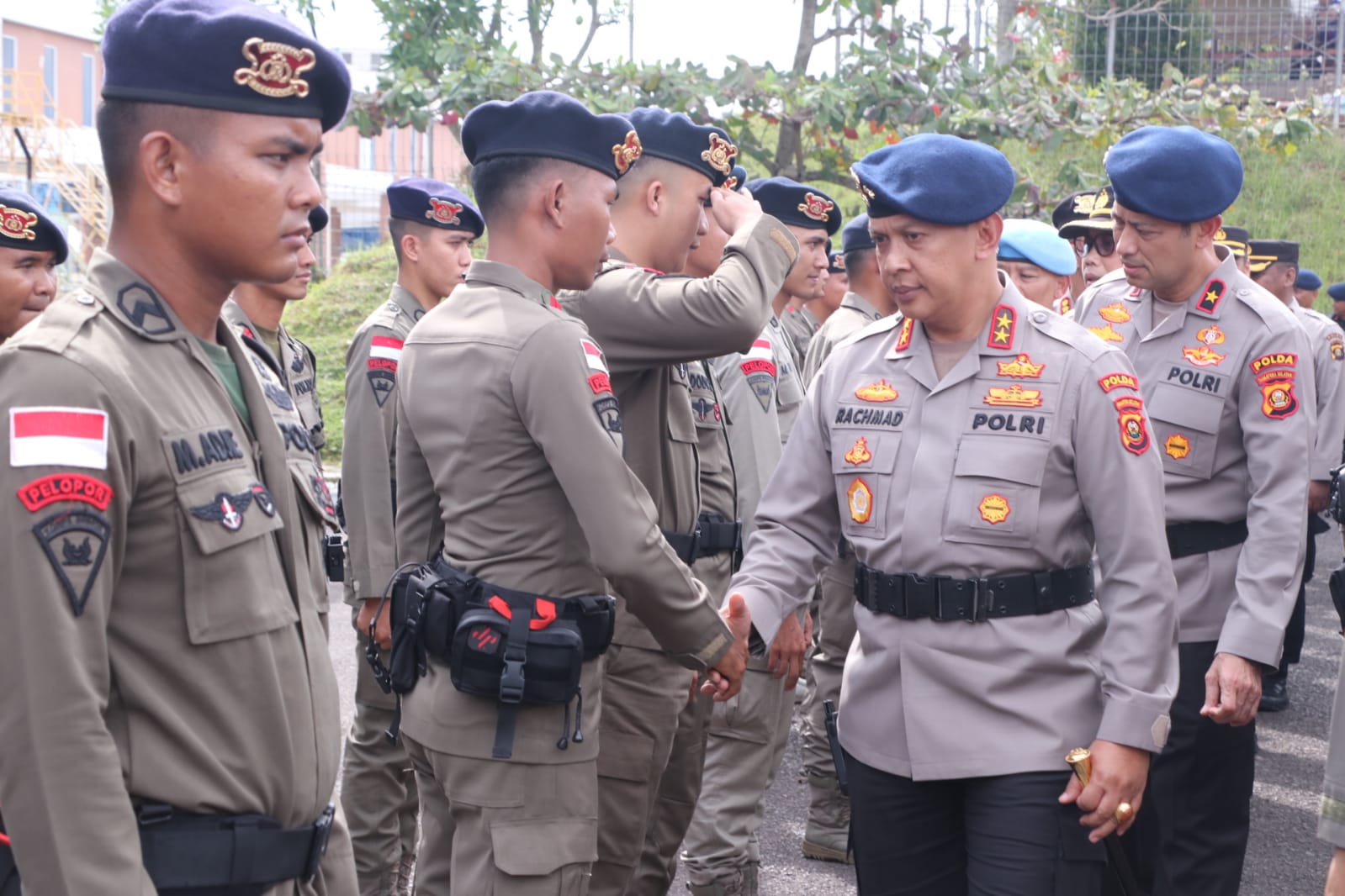 Kapolda Lepas 203 Personel Sat Brimob Polda Sumatera Selatan BKO Satgas Ops Amole 1 Papua 