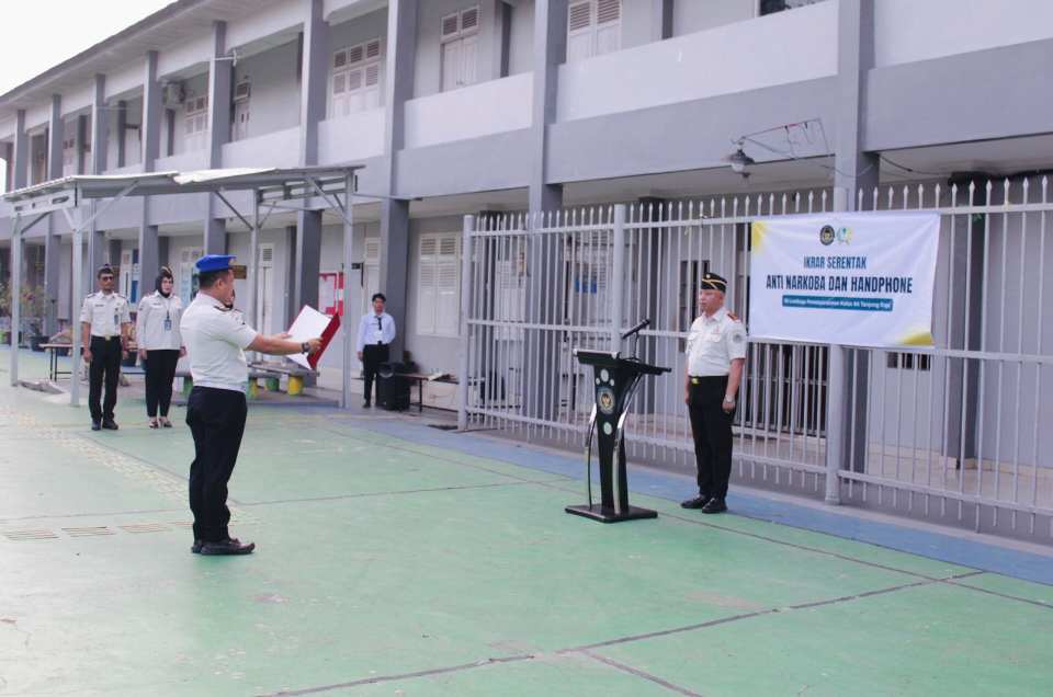 Pegawai Lapas Tanjung Raja Ikrar Komitmen Anti Narkoba dan Handphone