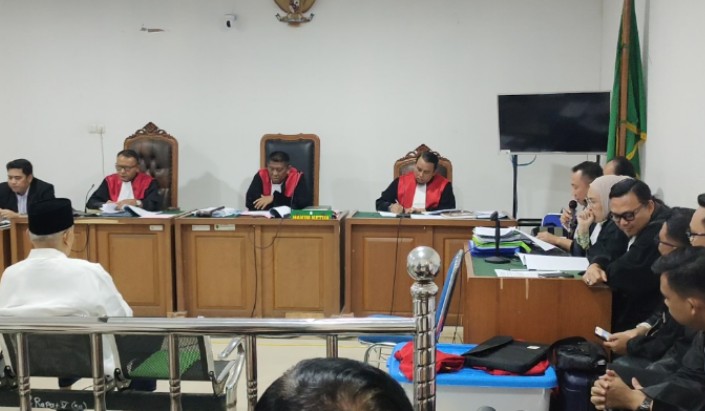 Alex Noerdin Ajukan Eksepsi: Dakwaan Dinilai Cacat Formil, Kabur, dan Wajib Dinyatakan Batal Demi Hukum