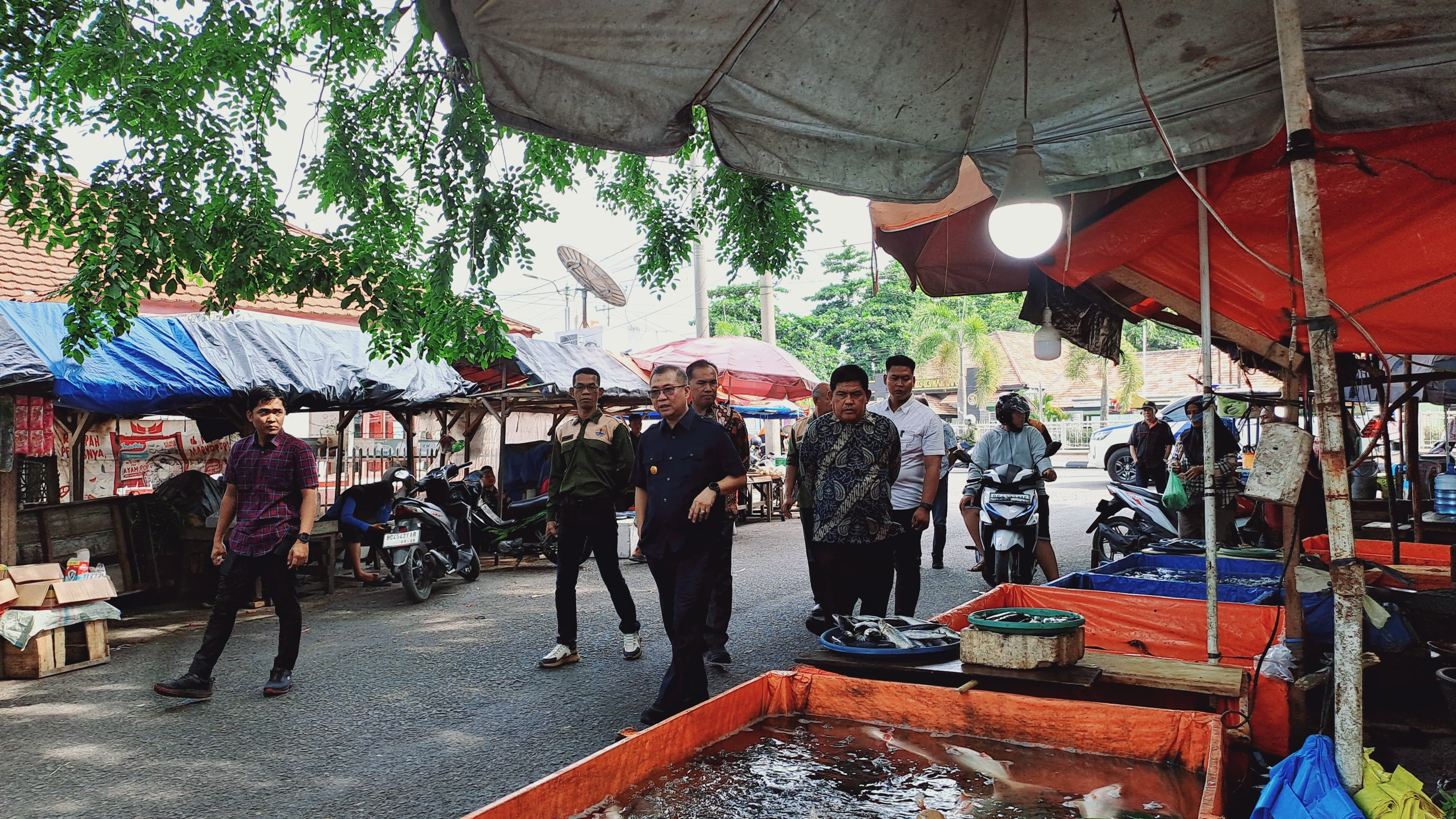 Pjs Bupati OKU Timur Sidak Pasar Martapura, Bersiap Rebut Kembali Adipura 2024