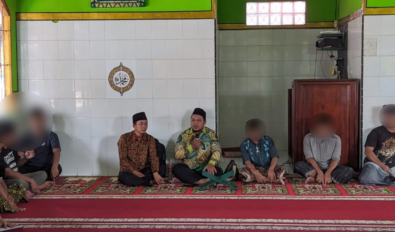 Warga Binaan Rutan Prabumulih Diajarkan Tata Cara Salat Jenazah