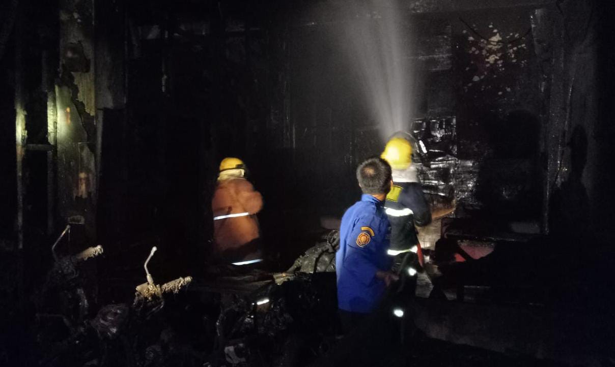 Ruko Rocket Chicken di Banyuasin Hangus Dilalap Si Jago Merah, Sepeda Motor Milik Karyawan Ikut Ludes