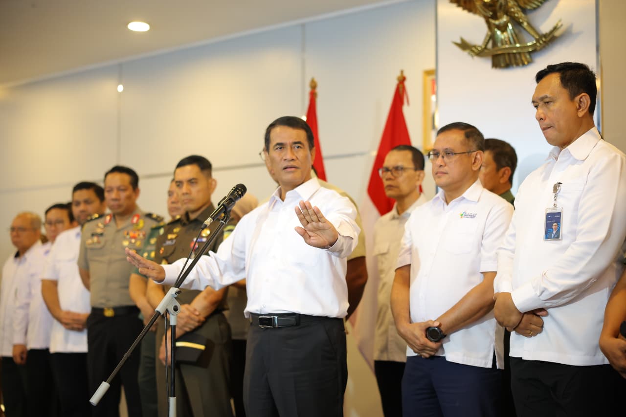 Presiden Prabowo Turunkan Harga Pupuk 20 Persen, Kebijakan Pertama Kalinya dalam Sejarah