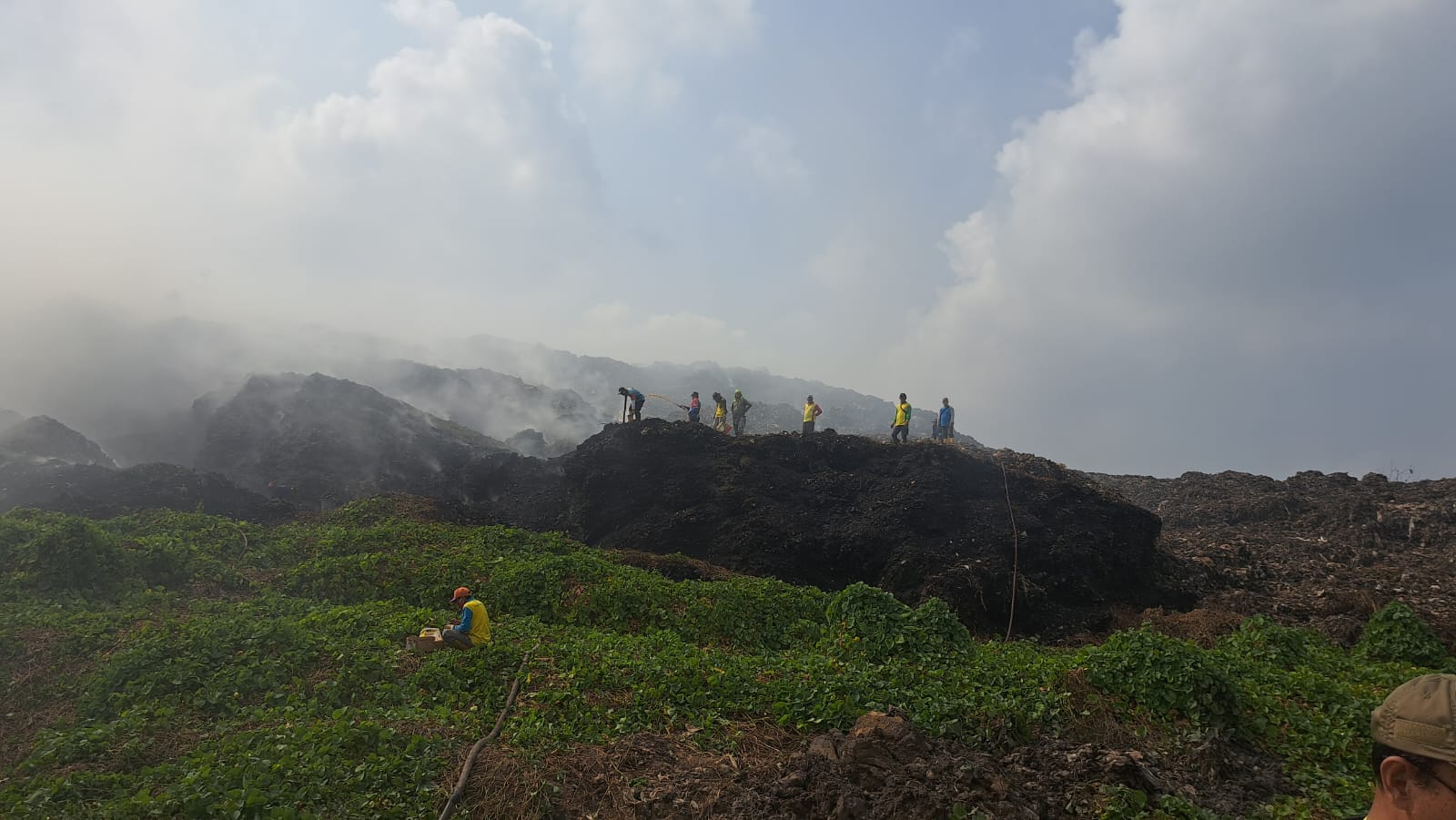 3 Hektar TPA Sampah Sukawitan Palembang Terbakar, Salah Satu Penyebabnya Akibat Ulah Manusia