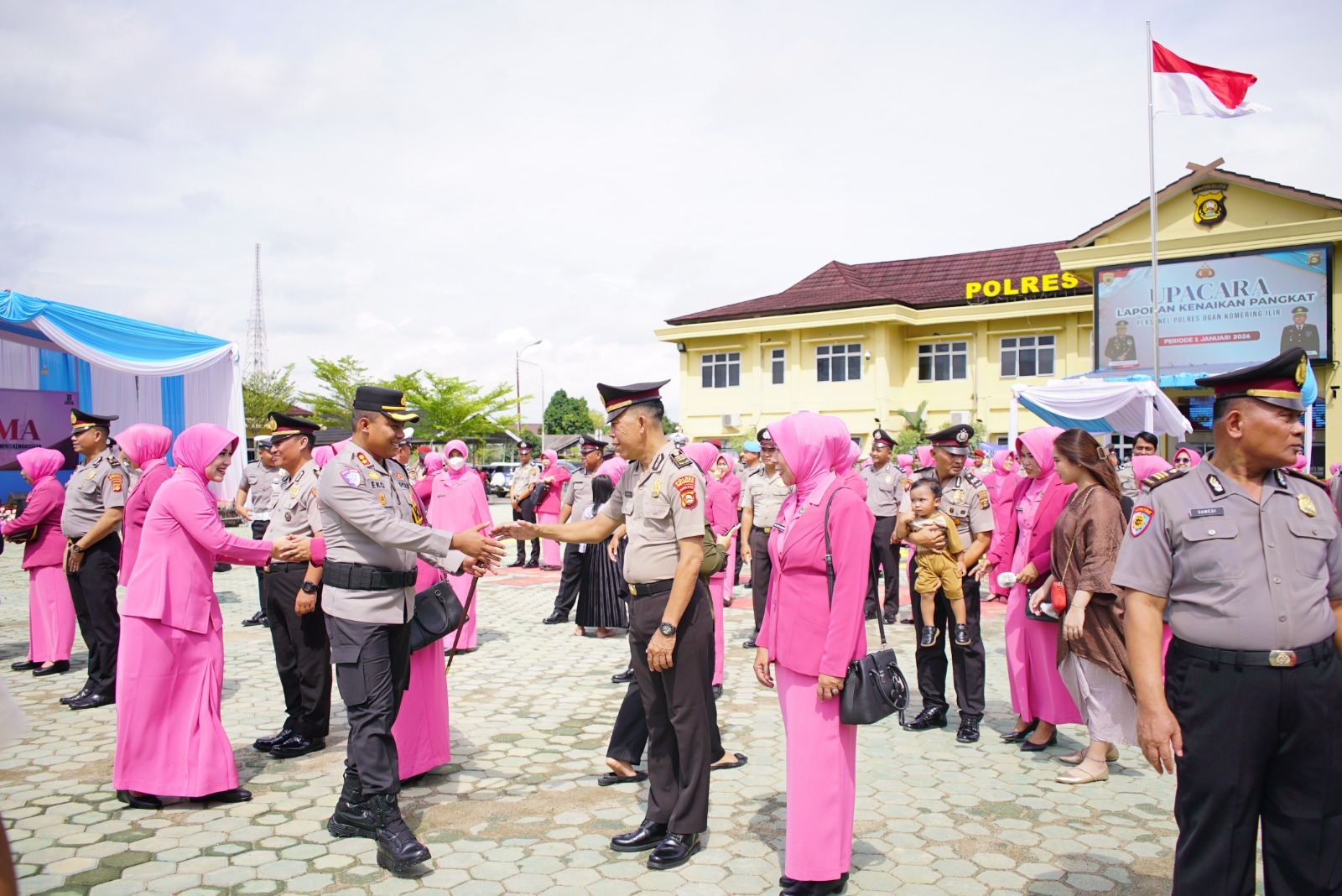 Puluhan Personel Polres OKI Naik Pangkat, Kapolres OKI Tekankan Tanggung Jawab dan Profesionalisme