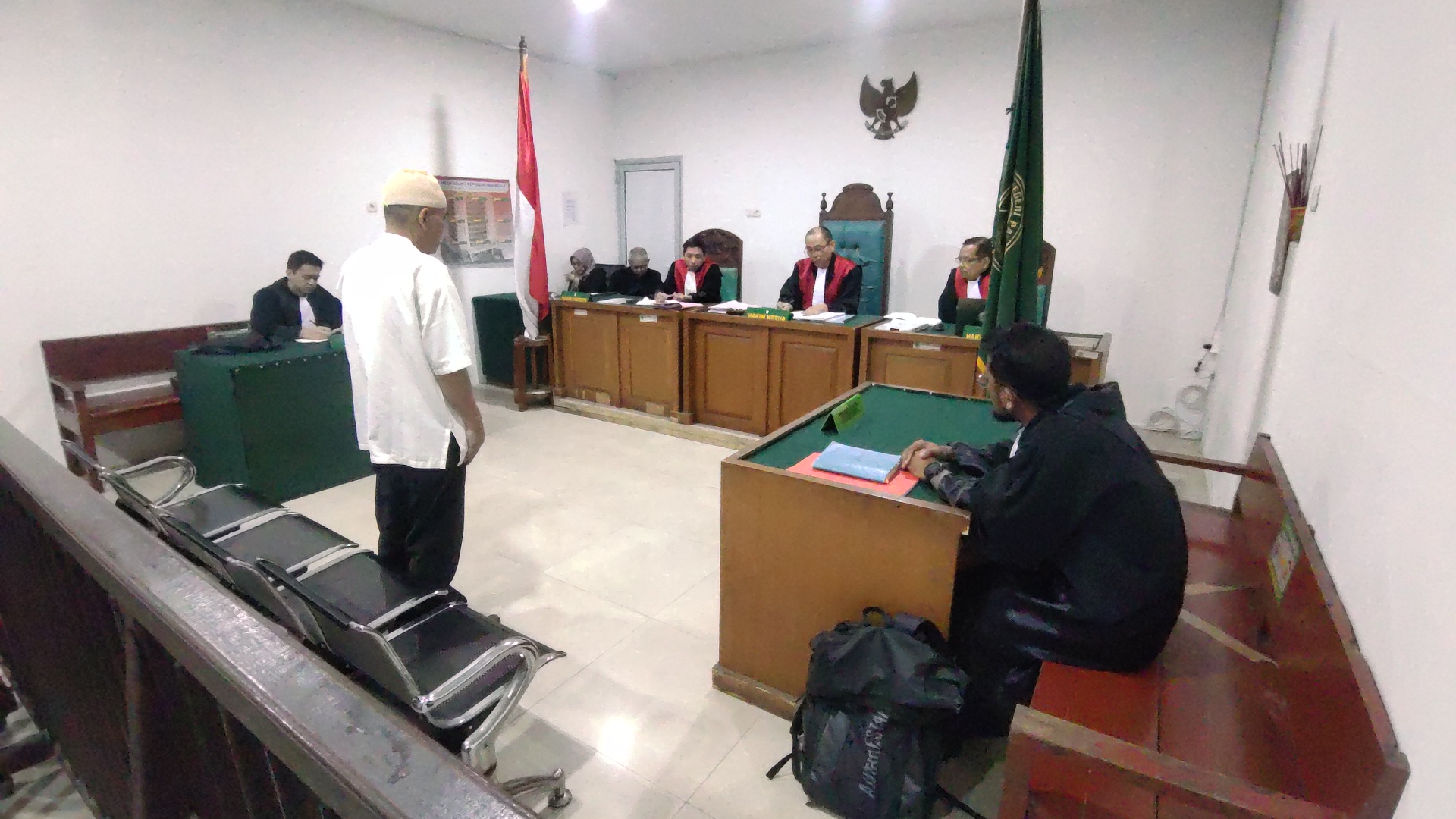 Selewengkan Dana Desa untuk Judi Sabung Ayam, Mantan Kades Pulau Panggung Divonis 2,5 Tahun Penjara