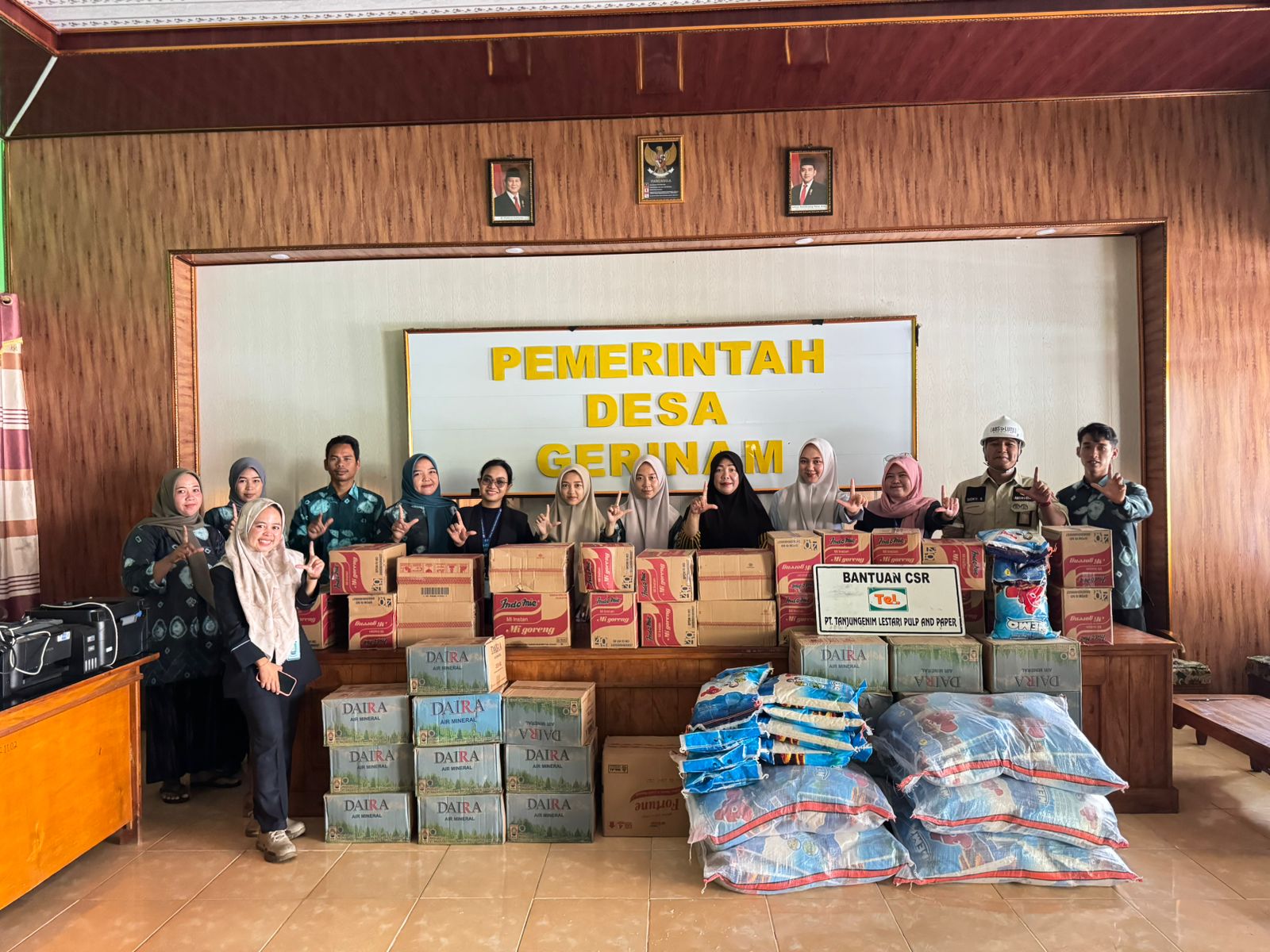 Tanggap Darurat Banjir, PT TeL Salurkan Bantuan bagi Warga Desa Sekitar Perusahaan