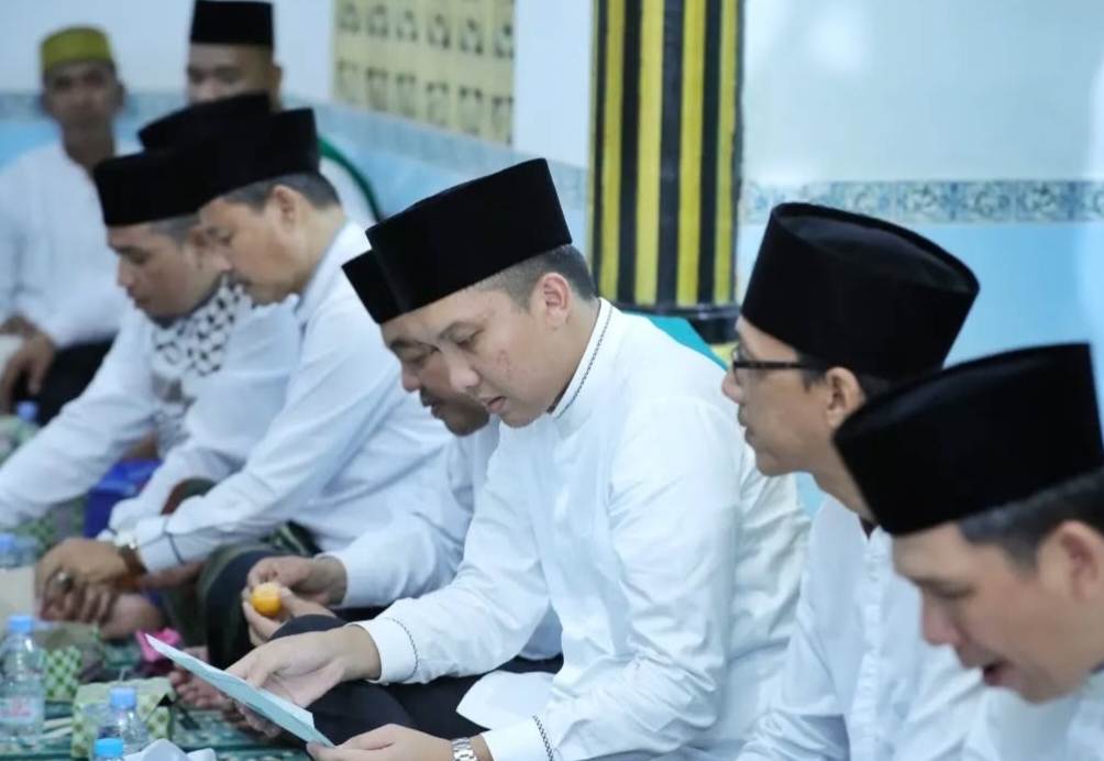 Malam Tahun Baru 2025, Bupati Ogan Ilir Ajak Masyarakat Introspeksi Diri Apa yang Telah Dilakukan Tahun Lalu