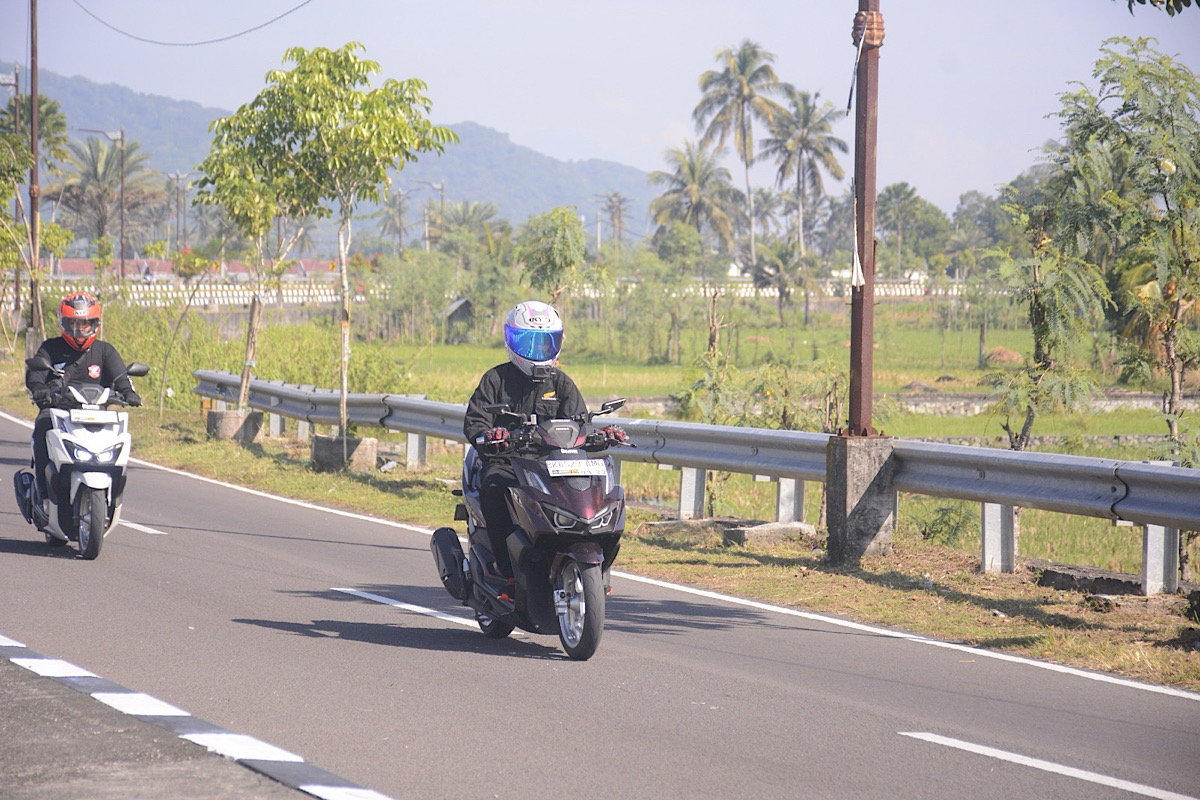 Astra Motor Sumsel Bagikan Tips Berkendara Aman di Cuaca Panas