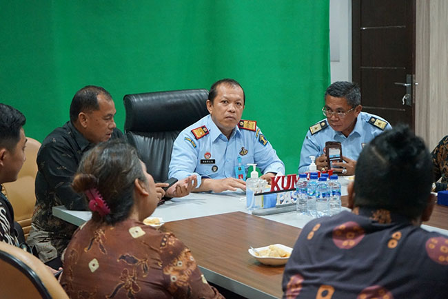 Kakanwil Kemenkumham Sumsel Terima Audiensi  Ikatan Notaris Indonesia Sumsel