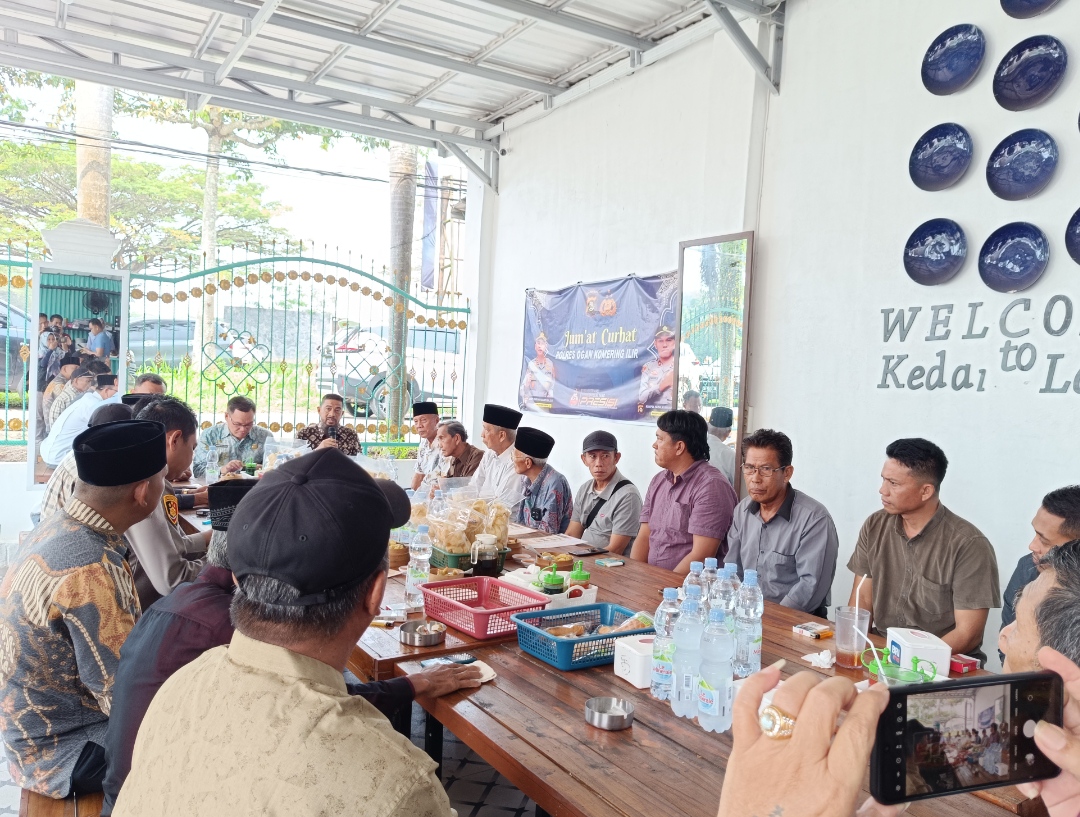 Jumat Curhat Polres OKI Cari Solusi Masalah di Desa Sungai Sodong Mesuji