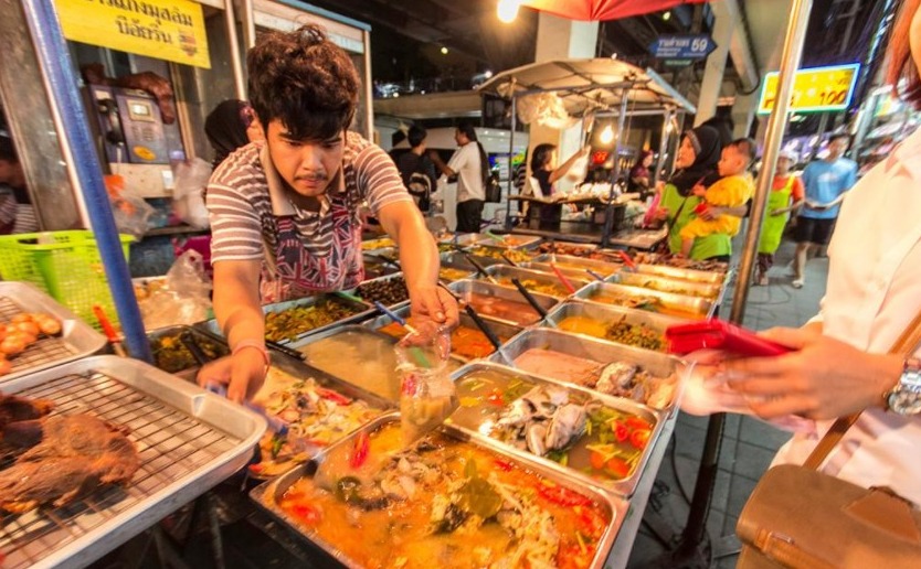 Mau Liburan ke Thailand? Yuk Intip Tips Mencari Kuliner Halal, Hati-hati Nomor 9 Jangan Sampai Terjebak!