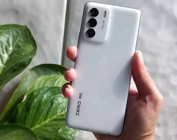 Ponsel Terbaru Infinix Zero 5G Hadirkan Koneksi Internet Super Cepat dengan Tampilan Layar Luas