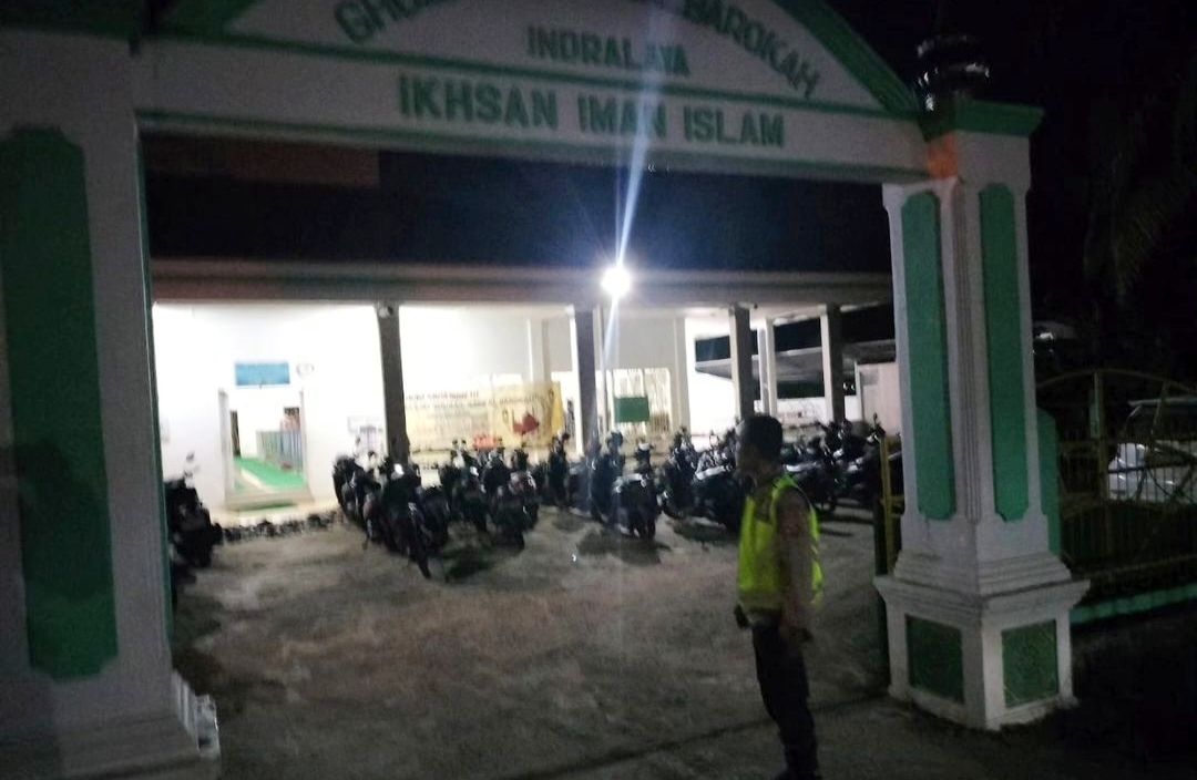 Antisipasi Kejahatan di Bulan Ramadan, Personel Polsek Indralaya Intensifkan Giat Patroli Malam 