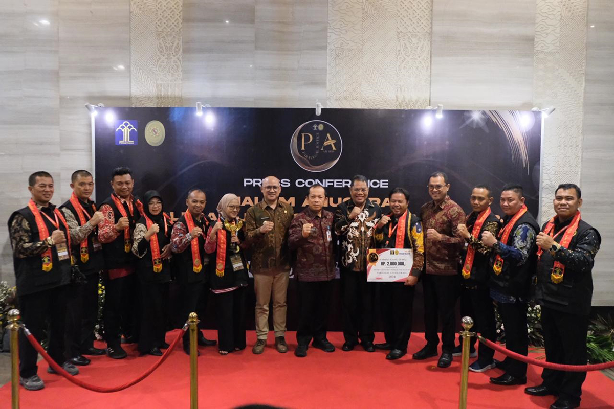 Bangka Belitung Borong 12 Penghargaan Non Litigation Peacemaker di Paralegal Justice Award 2024