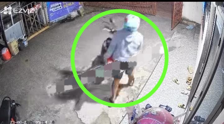 Masuk Pagar Rumah Warga, Pelaku Curanmor di Palembang Terekam Kamera CCTV Angkut Motor Korban 