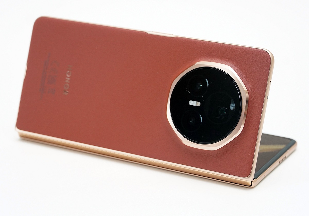 Cek Bobot dan Ketebalan! Smartphone Lipat Honor Magic V5 Paling Tipis dan Ringan di Dunia?