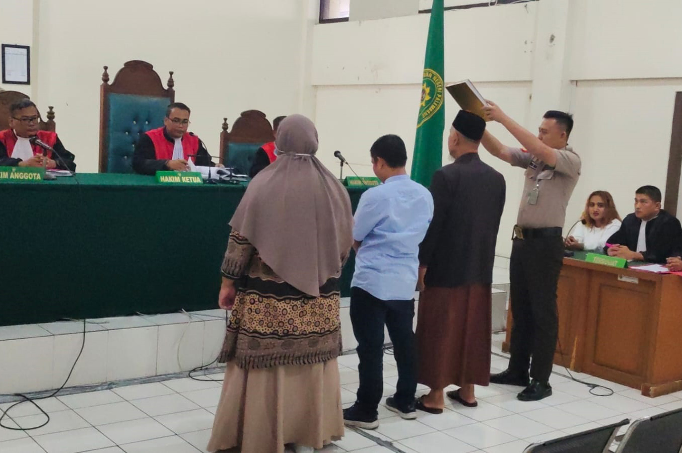 Sidang Kasus Penistaan Agama Selebgram Lina Mukherjee Kembali Bergulir di PN Palembang, Hadirkan Tiga Saksi