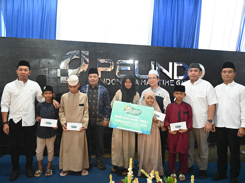 Pelindo Regional 2 Palembang Gelar Program ‘Pelindo Berbagi Ramadhan’ 1446 H, Bantu Masyarakat dan TKBM