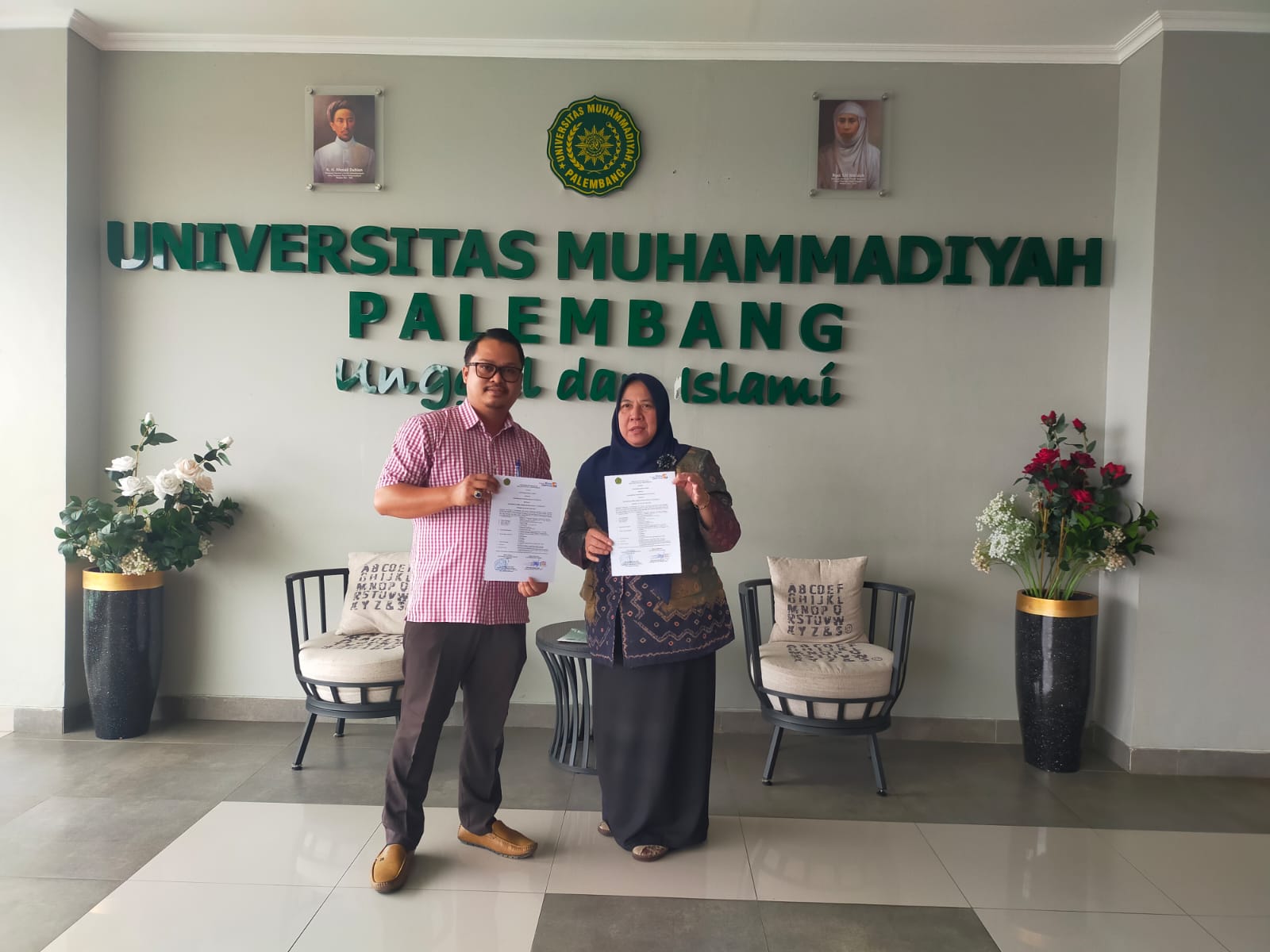 Universitas Bina Darma dan Universitas Muhammadiyah Palembang Tandatangani IA ICIBA SOSIEC