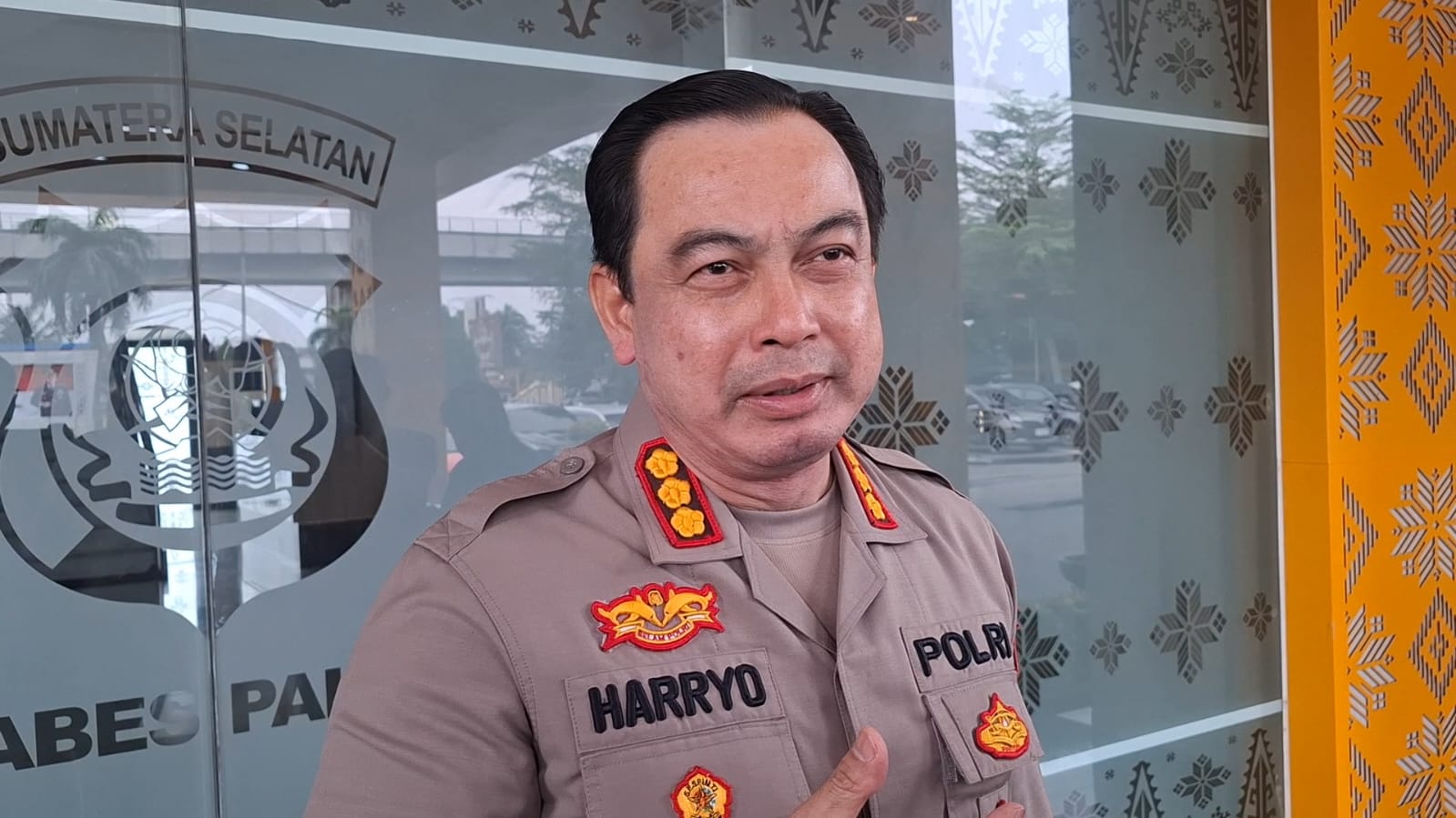 Identitas Terkuak, Polisi Buru Pelaku Perampokan Toko Kerupuk di Palembang, 1 Hp Korban Ditemukan di Cafe