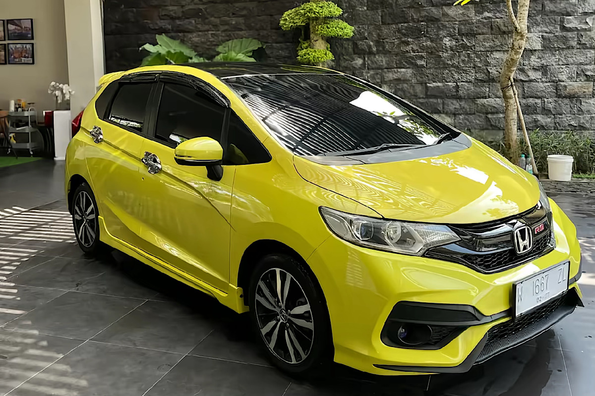 Mengapa Honda Jazz Tetap Jadi Pilihan Populer di Pasar Mobil Bekas Indonesia?